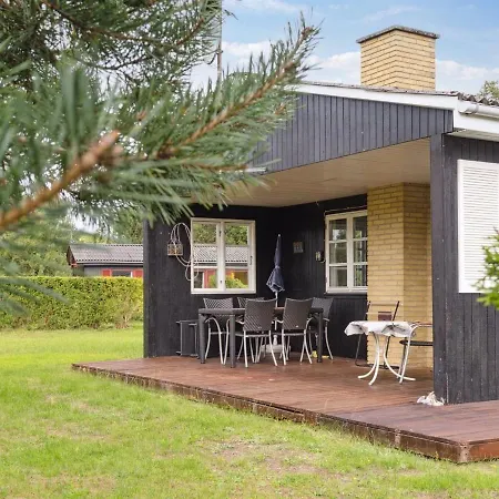 Brunhilde - 850m From The Sea In Lolland- Falster And Mon By Interhome * Boto By