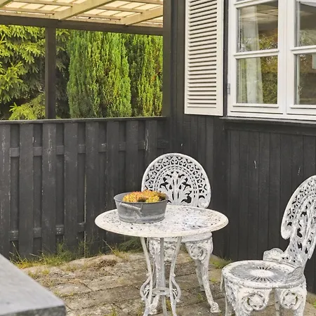 Holiday home Brunhilde - 850m From The Sea By Interhome Boto By